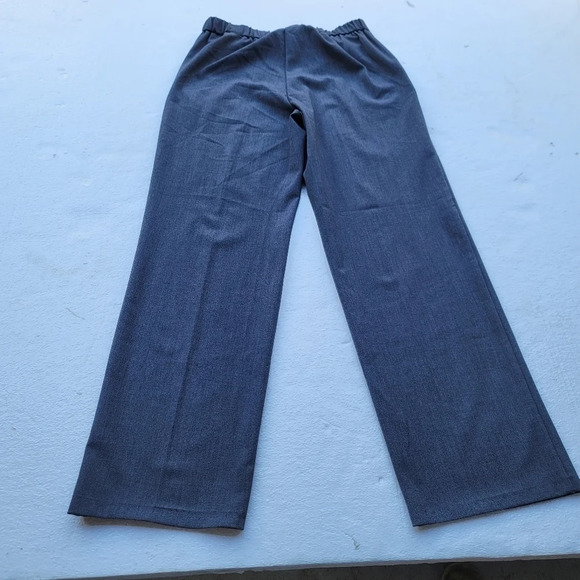 Sag Harbor Womens Dress Pants Size 6 Gray Stretch Flat Front Elastic Waist Back - Picture 6 of 9
